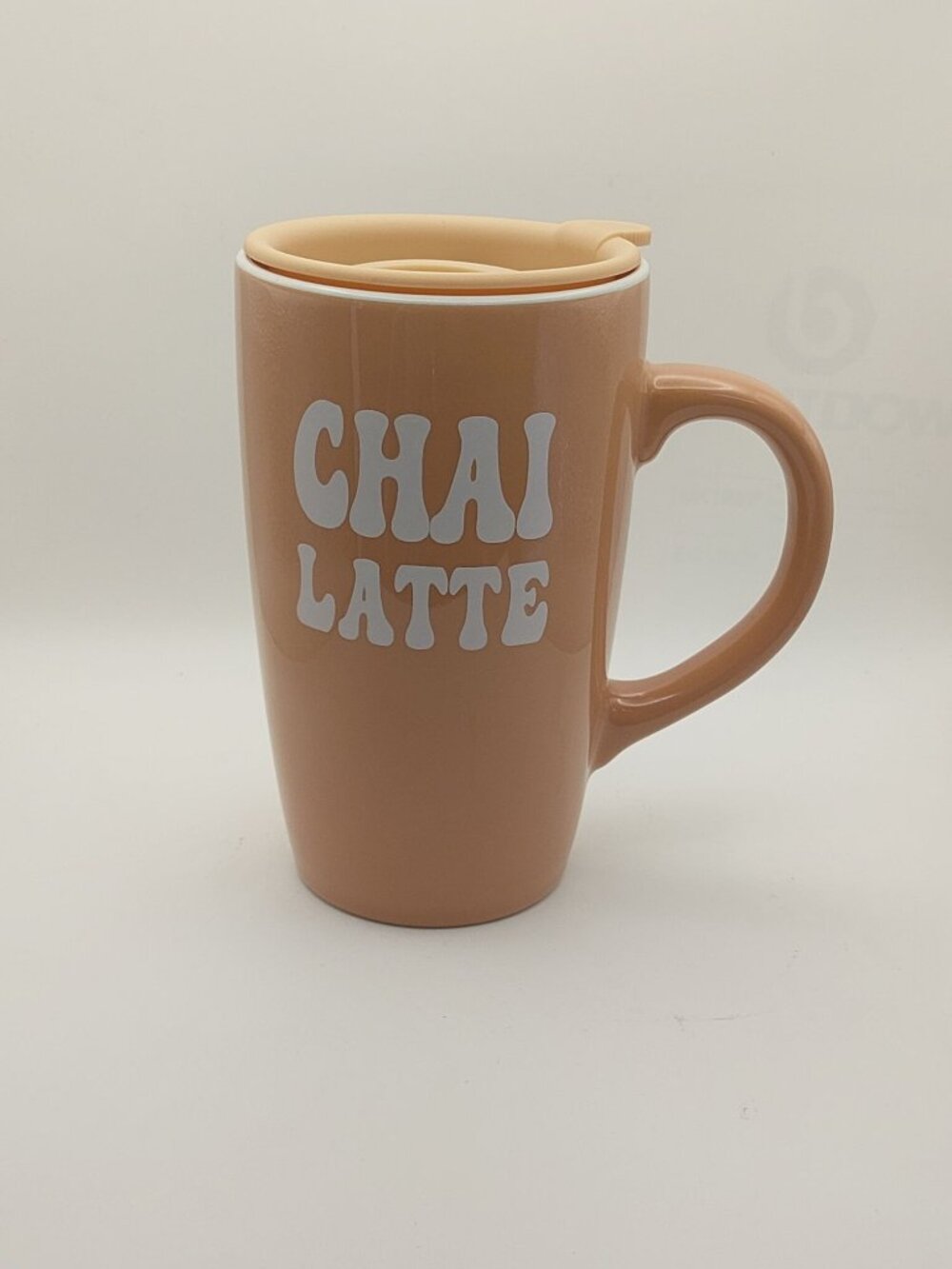 Light Brown "Chai Latte" Ceramic Mug With Lid 16 Oz Dishwasher Safe